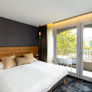 Fac & Spera -hotel & Hotel